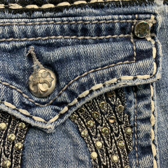 Miss Me fro Buckle Women’s Bling Wings Bootcut Denim Jeans Size 30 x 27” - Picture 7 of 15